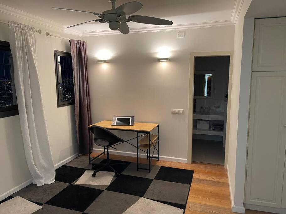 Beautiful Penthouse W/Amazing View, Prime Location Apartment Ramat Gan Luaran gambar