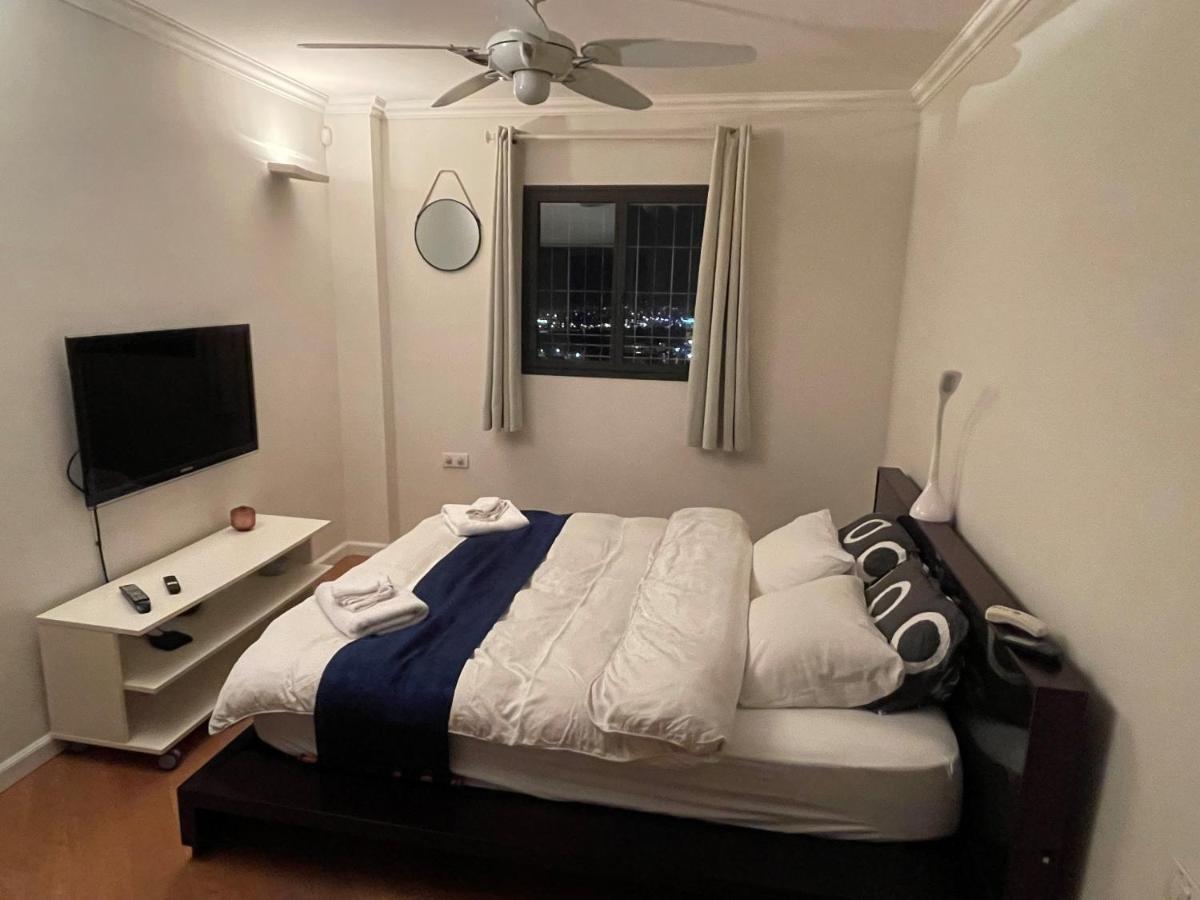 Beautiful Penthouse W/Amazing View, Prime Location Apartment Ramat Gan Luaran gambar
