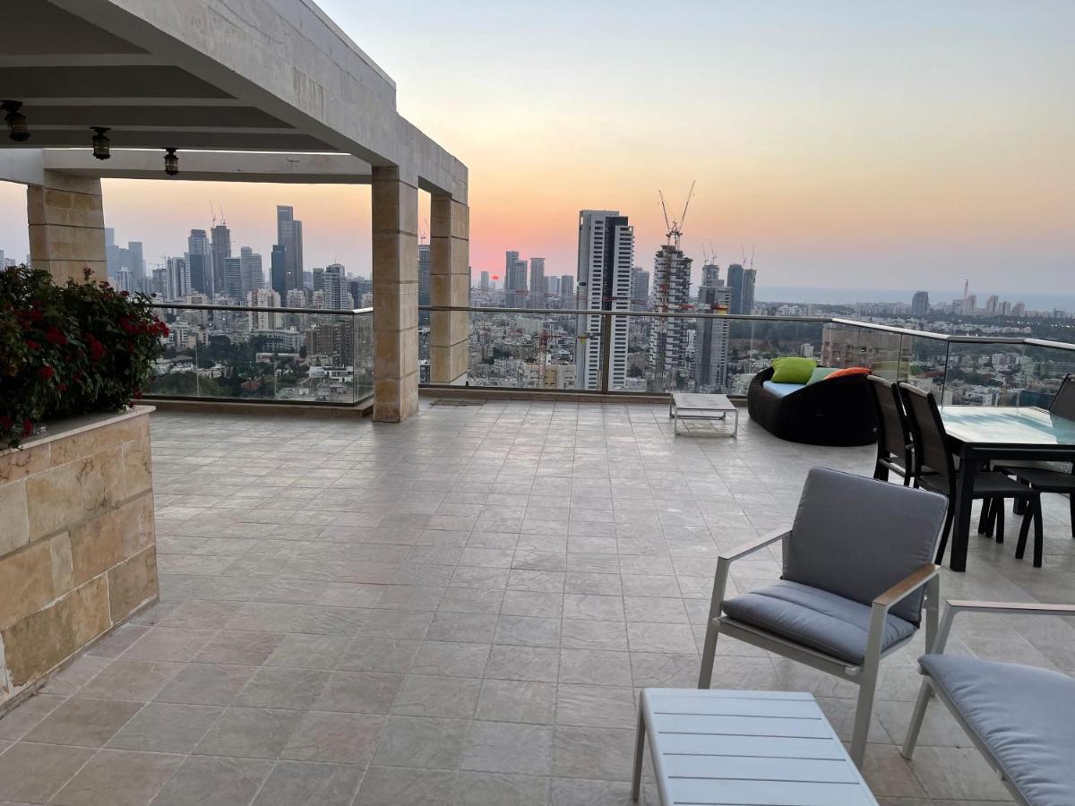 Beautiful Penthouse W/Amazing View, Prime Location Apartment Ramat Gan Luaran gambar