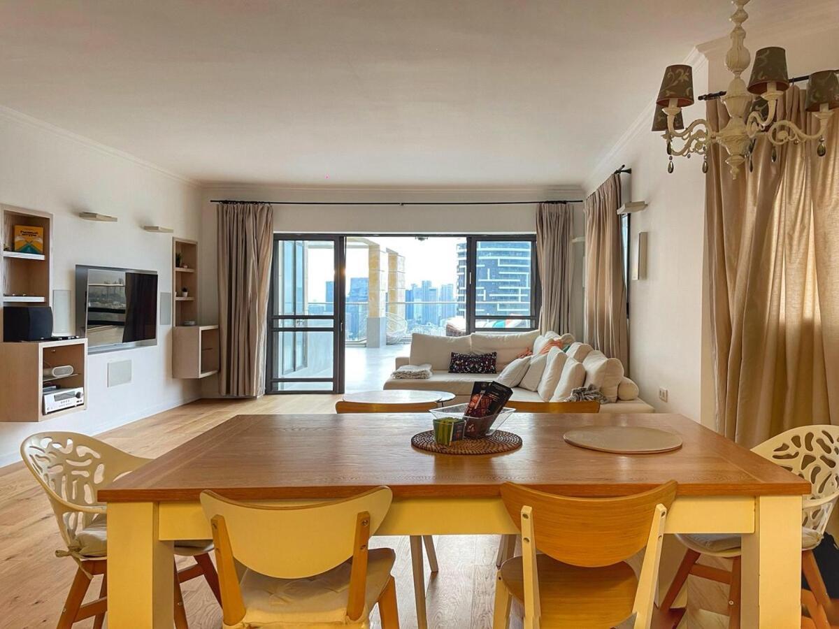 Beautiful Penthouse W/Amazing View, Prime Location Apartment Ramat Gan Luaran gambar